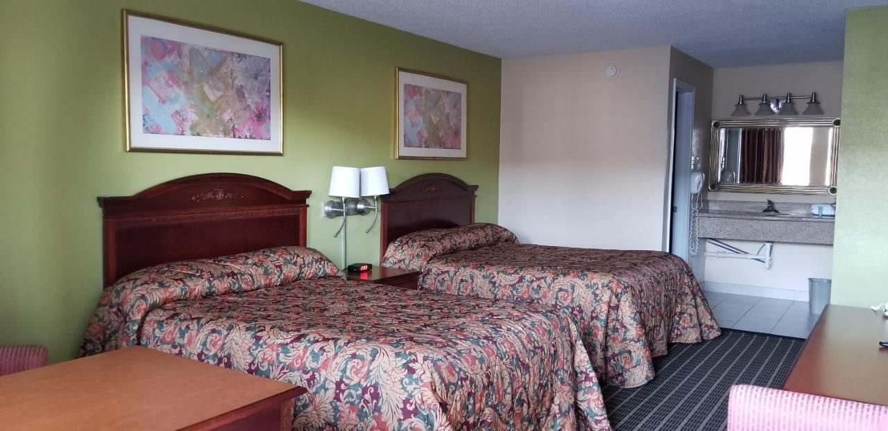 Newport News Inn Экстерьер фото